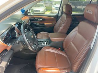2018 Chevrolet Traverse High Country - Interior Front Seat Image